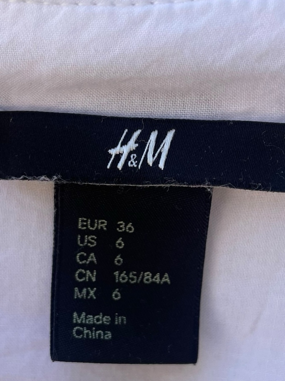 H&M White Long-Sleeve Button-Up Shirt Sz 6 - Picture 4 of 6